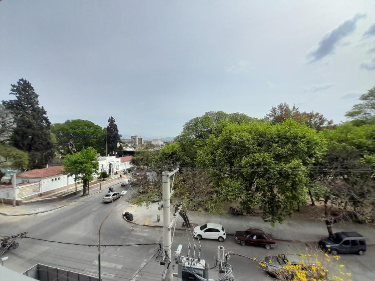 Departamento Centrico Plaza Alvarado Con Cochera Salta Exterior foto